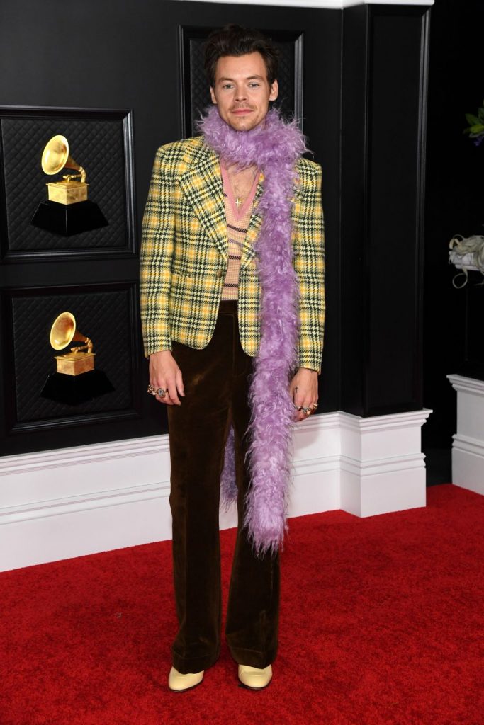 harry styles latest outfit