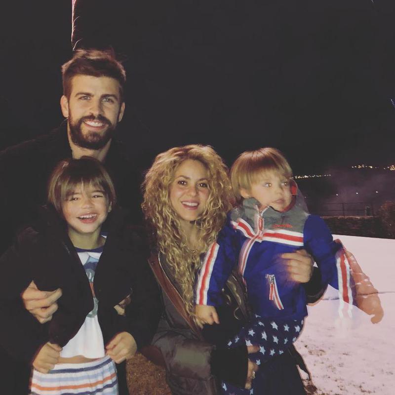 Revista Velvet La inesperada regla que mantienen Shakira y Piqué con sus hijos