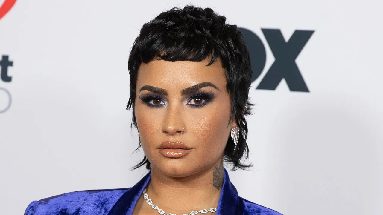 Demi Lovato corta el pelo para alejarse de las normas de género