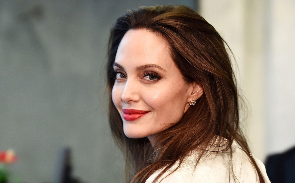 Angelina Jolie y The Weeknd fueron vistos en una cita