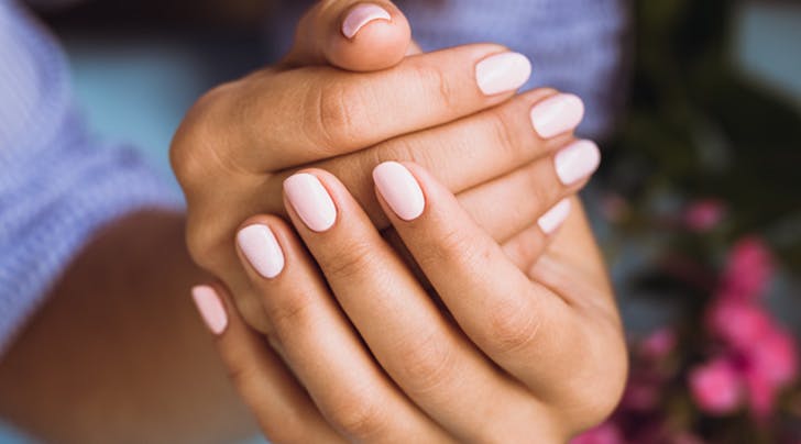 7 Trucos para que el esmalte de uñas te dure más tiempo