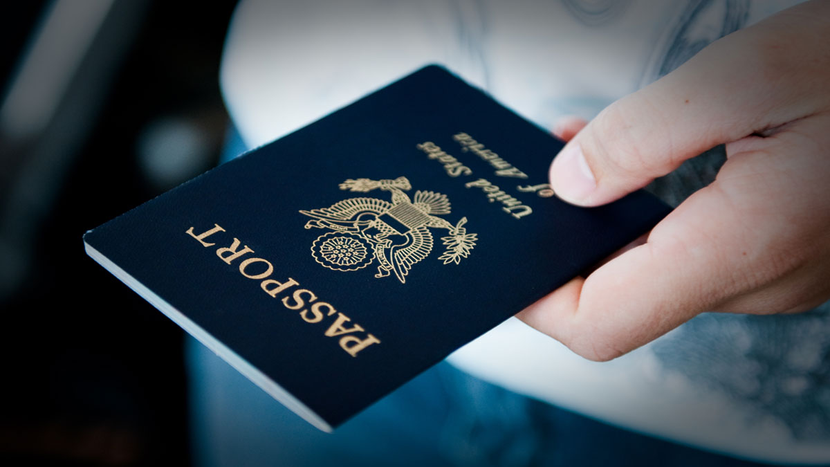 Estados Unidos emite primer pasaporte con opción de género X