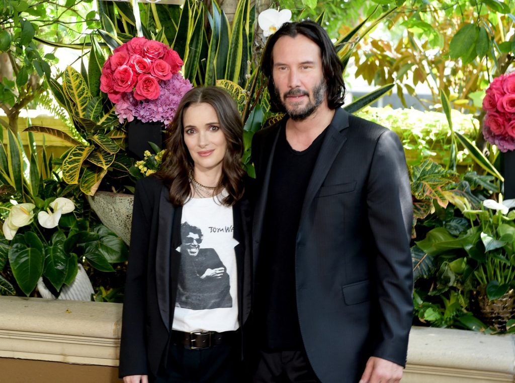 Keanu Reeves Confiesa Que Está Casado Con Winona Ryder Revista Velvet 