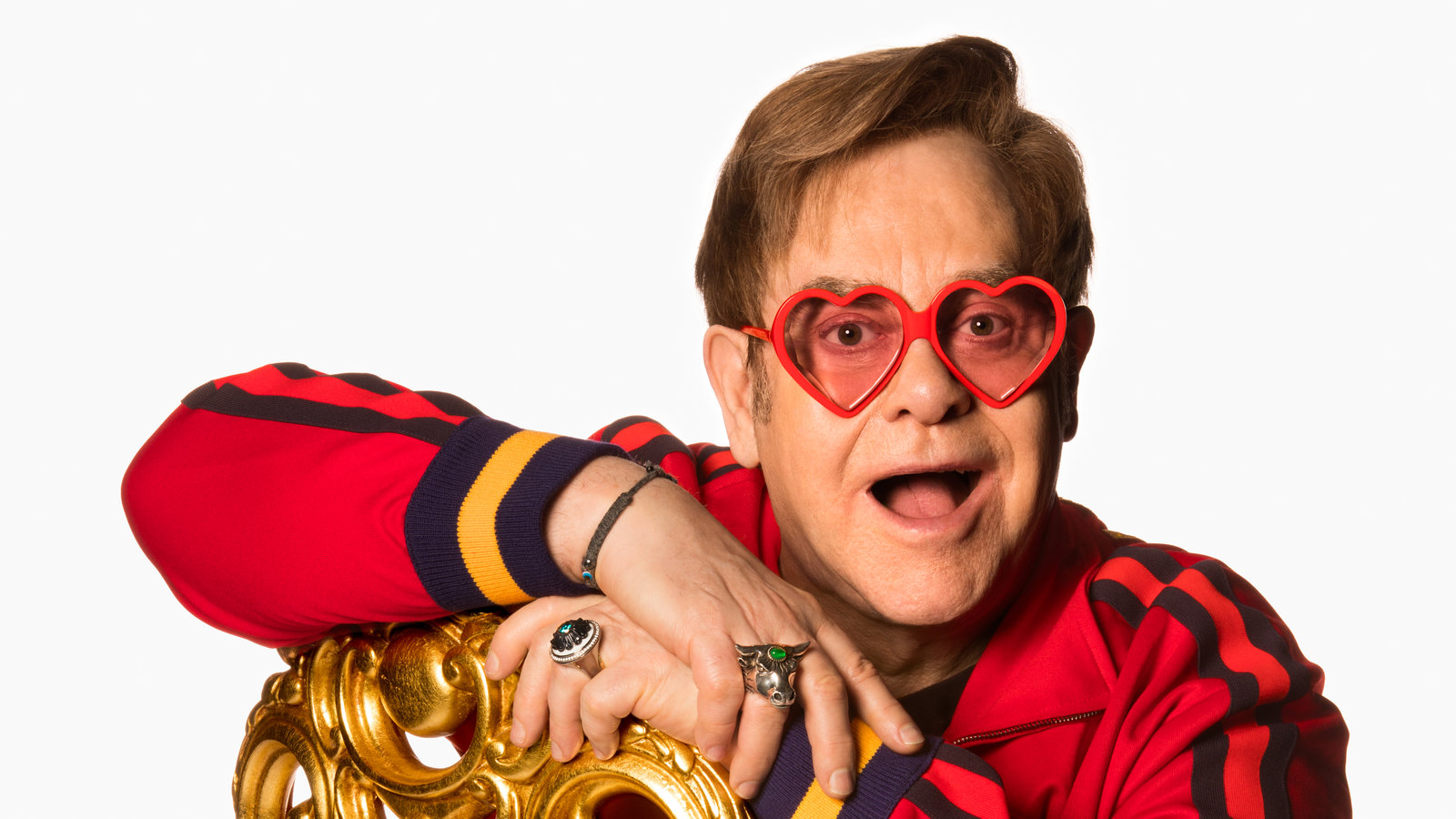 Elton John lanza a la venta su propia colección de lentes