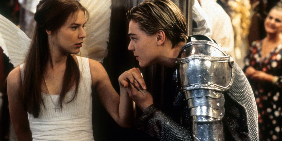 Celebramos los 25 años de “Romeo + Julieta” con 21 tips que no conocías