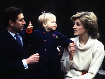 El adorable video de los primeros pasos del Principe William junto a Carlos y Diana