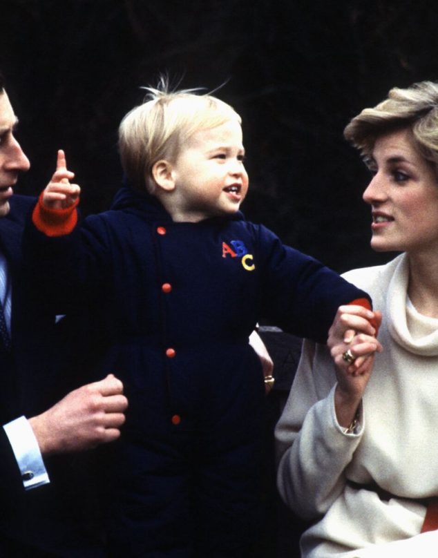 El adorable video de los primeros pasos del Principe William junto a Carlos y Diana