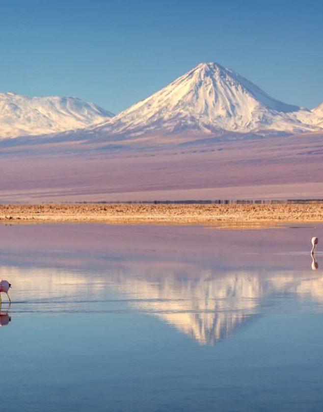 Cómo el desierto de Atacama se ha convertido en el basurero mundial de la ropa usada