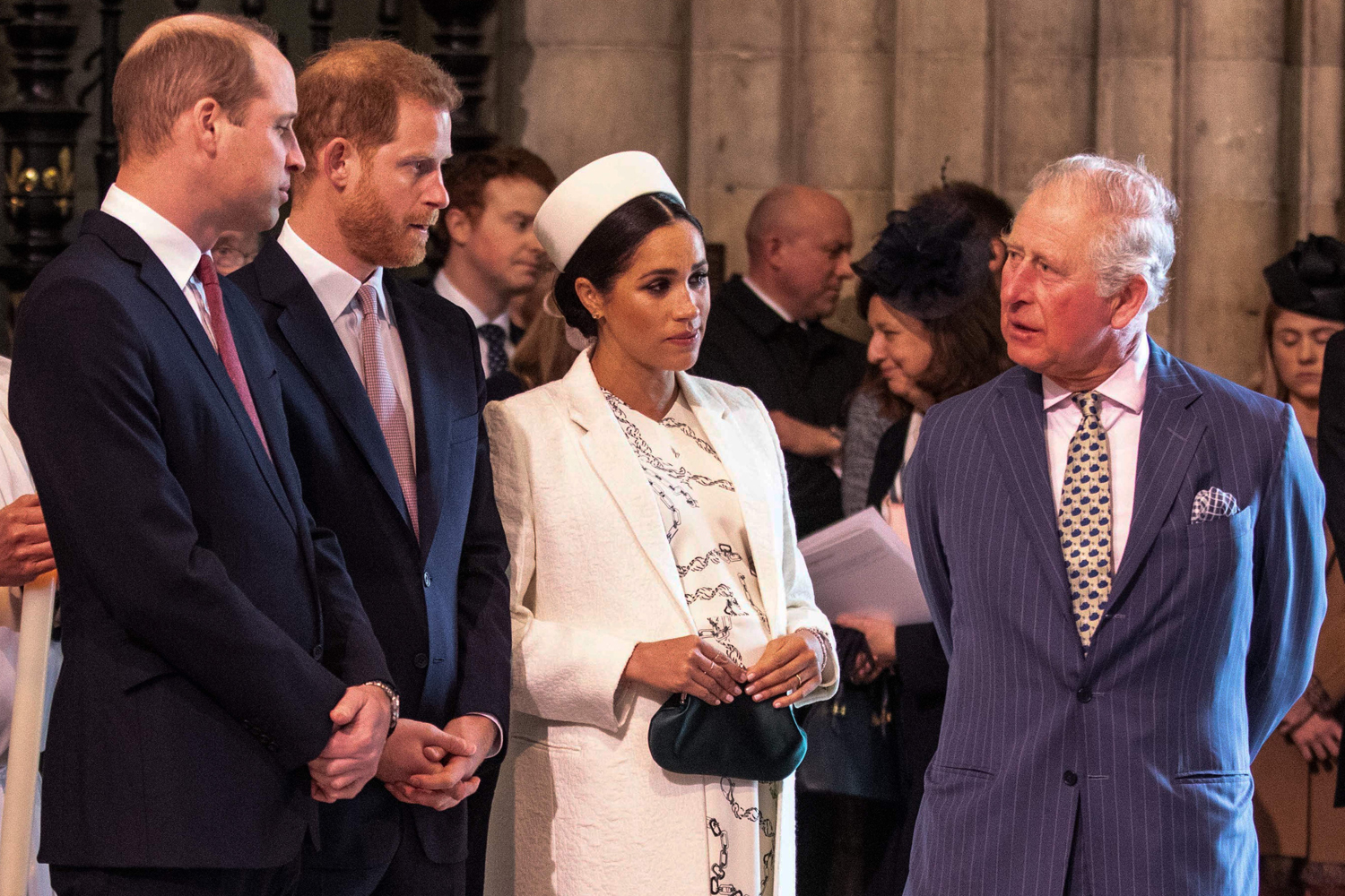 ¿Fue el príncipe Carlos el autor del comentario racista sobre el hijo de Meghan y Harry?