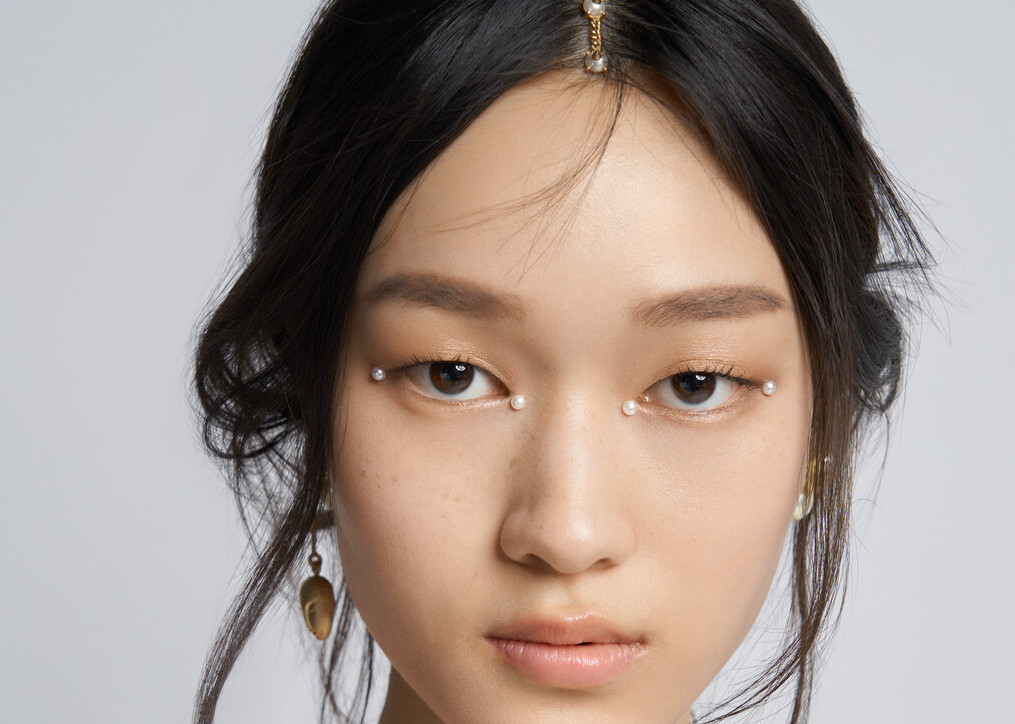 Según Pinterest, las perlas son la tendencia de belleza del 2022
