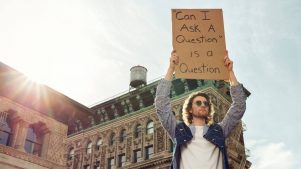 Dude with Sign: de las calles de Nueva York a su propia exposición en París