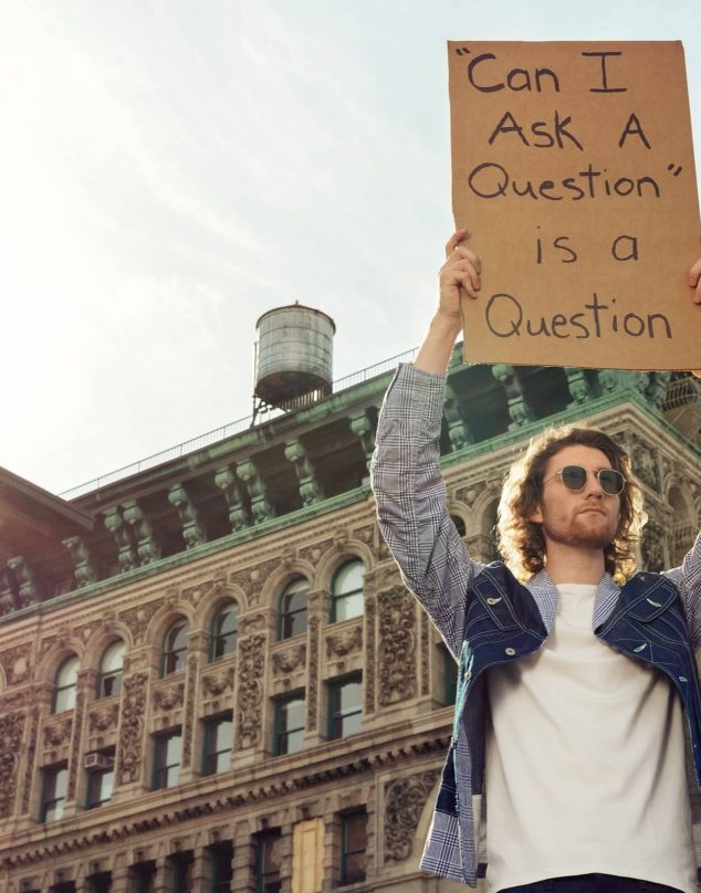 Dude with Sign: de las calles de Nueva York a su propia exposición en París