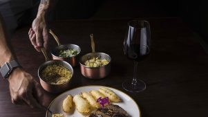 RUBAIYAT: El mejor restaurante de carnes celebra sus 5 años en Chile con exclusivas comidas
