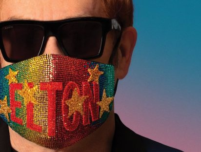 Elton John da positivo de Covid-19 y posterga, una vez más, su gira de despedida