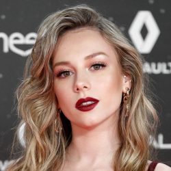 Ester Expósito pone freno a los rumores sobre su romance
