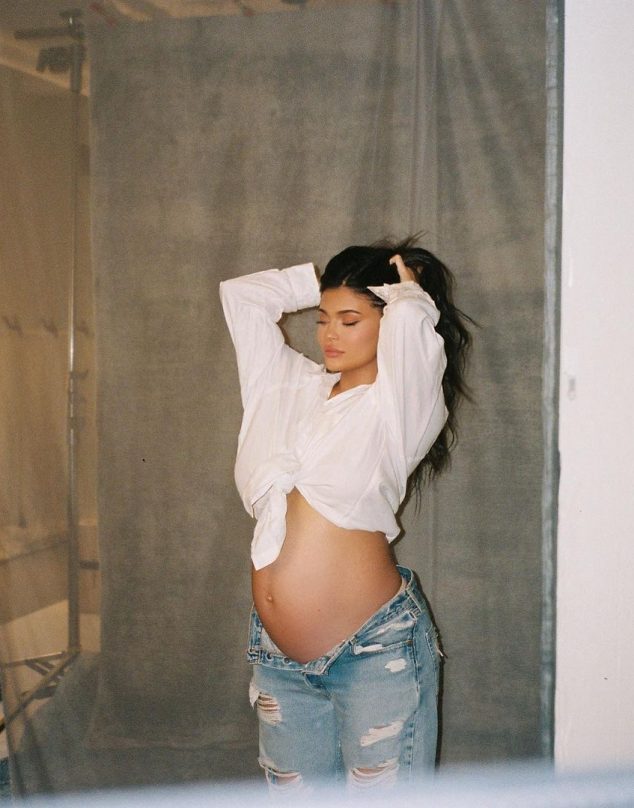 Los fans de Kylie Jenner creen que ya dio a luz a su segundo hijo