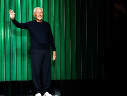 El gesto de Giorgio Armani en solidaridad con Ucrania en MFW