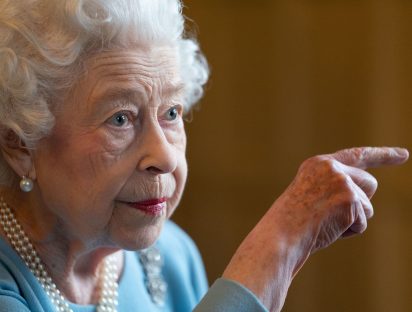 Isabel II se queda a vivir en el castillo de Windsor