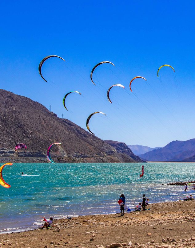 Panorama: Campeonato nacional de kitesurf femenino en embalse Puclaro