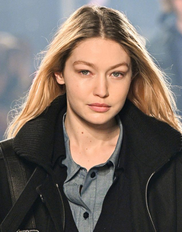 Gigi Hadid impacta en pasarela de Ralph Lauren con nuevo look