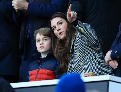 El príncipe George ha estado practicando rugby con Kate Middleton