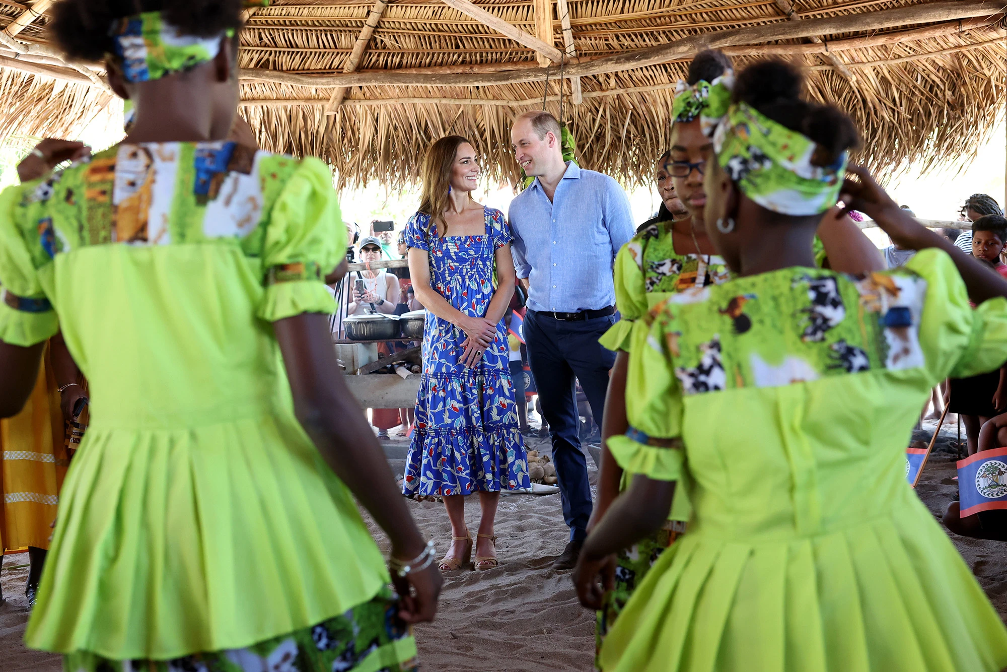 El príncipe William y Kate Middleton muestran sus movimientos de baile en Belice