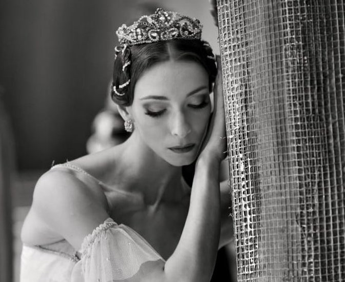 Famosa bailarina rusa deja el Ballet Bolshoi en protesta por la guerra