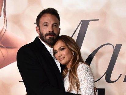 El inusual y valioso anillo de compromiso de J.Lo