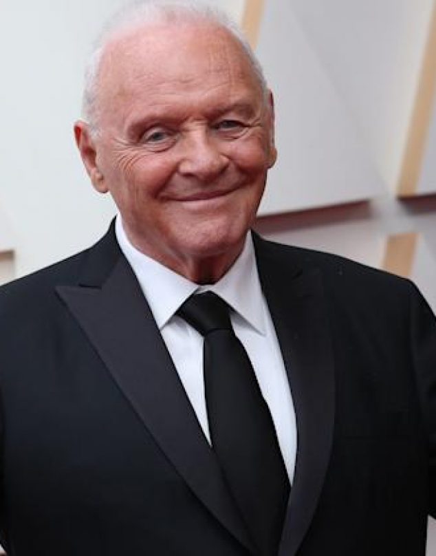 Anthony Hopkins prueba que los clásicos de Hollywood son los nuevos supermodelos