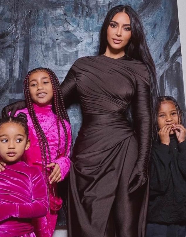 Así fue como Kim Kardashian presentó su nuevo novio a sus hijos