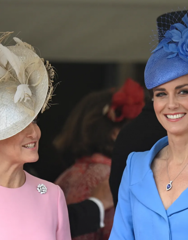 Kate Middleton brilla en azul en este importante evento real