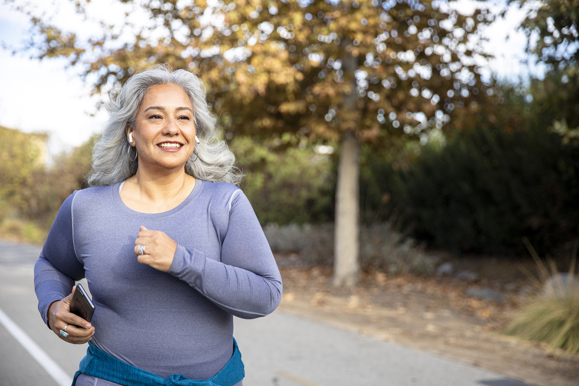 Los 2 mejores ejercicios para el abdomen a partir de los 60 años, según Harvard