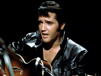 Se desata la fiebre por “Elvis” en Chile: anuncian concierto sinfónico del Rey del Rock