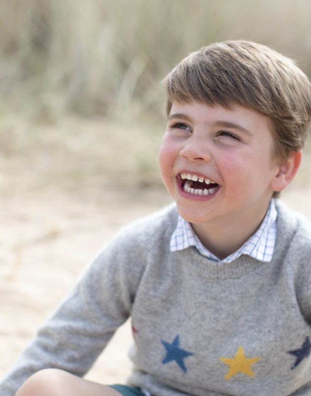 El tierno y divertido momento protagonizado por el príncipe Louis en Navidad