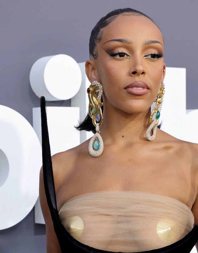 Te contamos todo sobre el drama entre Doja Cat y las estrellas de ‘Stranger Things’