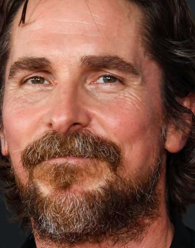 Christian Bale habla de la nueva Thor, de volver a ser Batman y de su “mochileo” por Chile