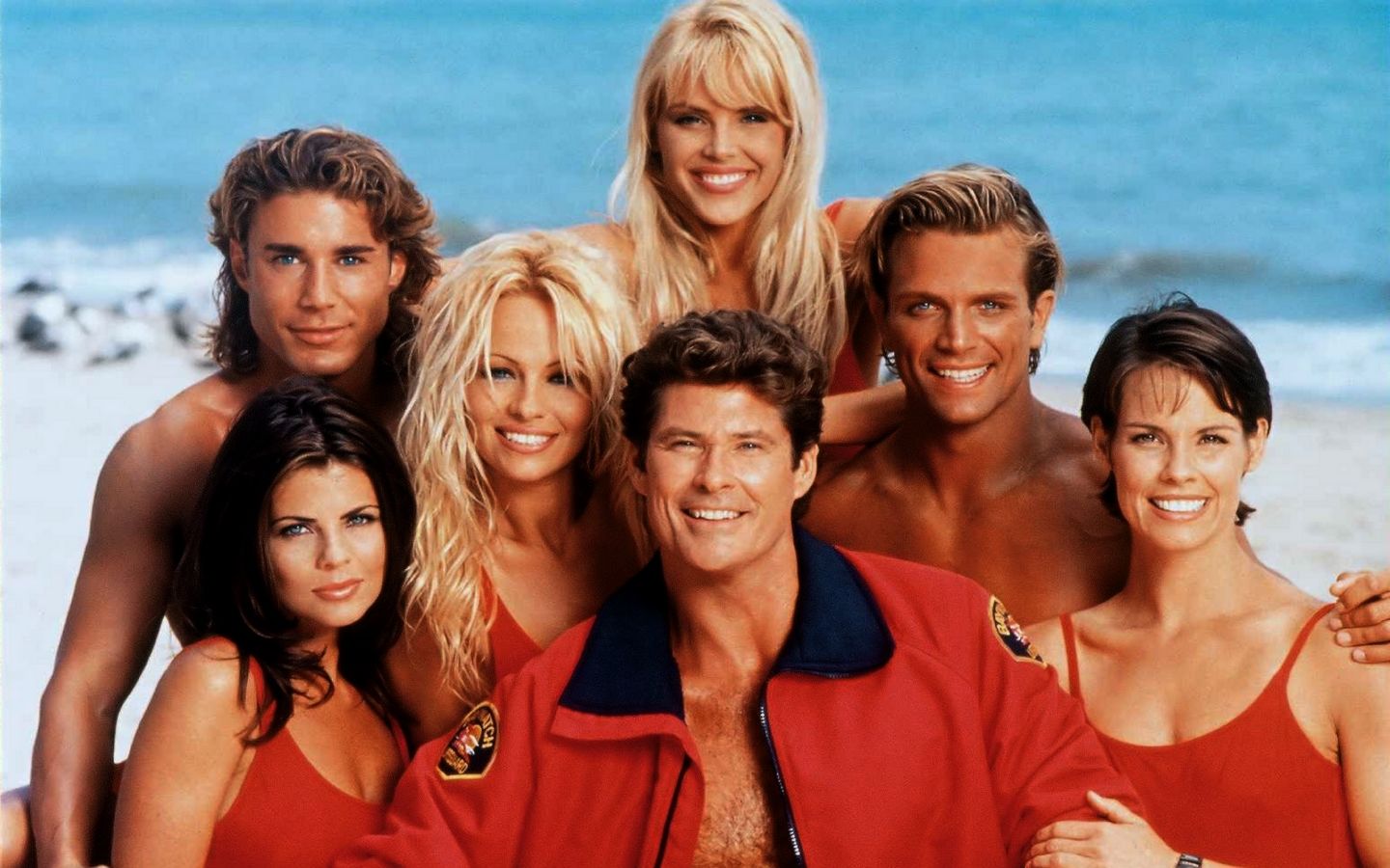 El elenco de ‘Baywatch’ se reunió para celebrar los 70 años de David Hasselhoff