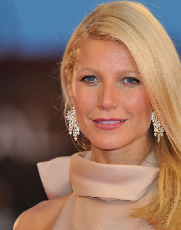 Hailey Bieber y Gwyneth Paltrow dicen que los nepo-babies trabajan el doble