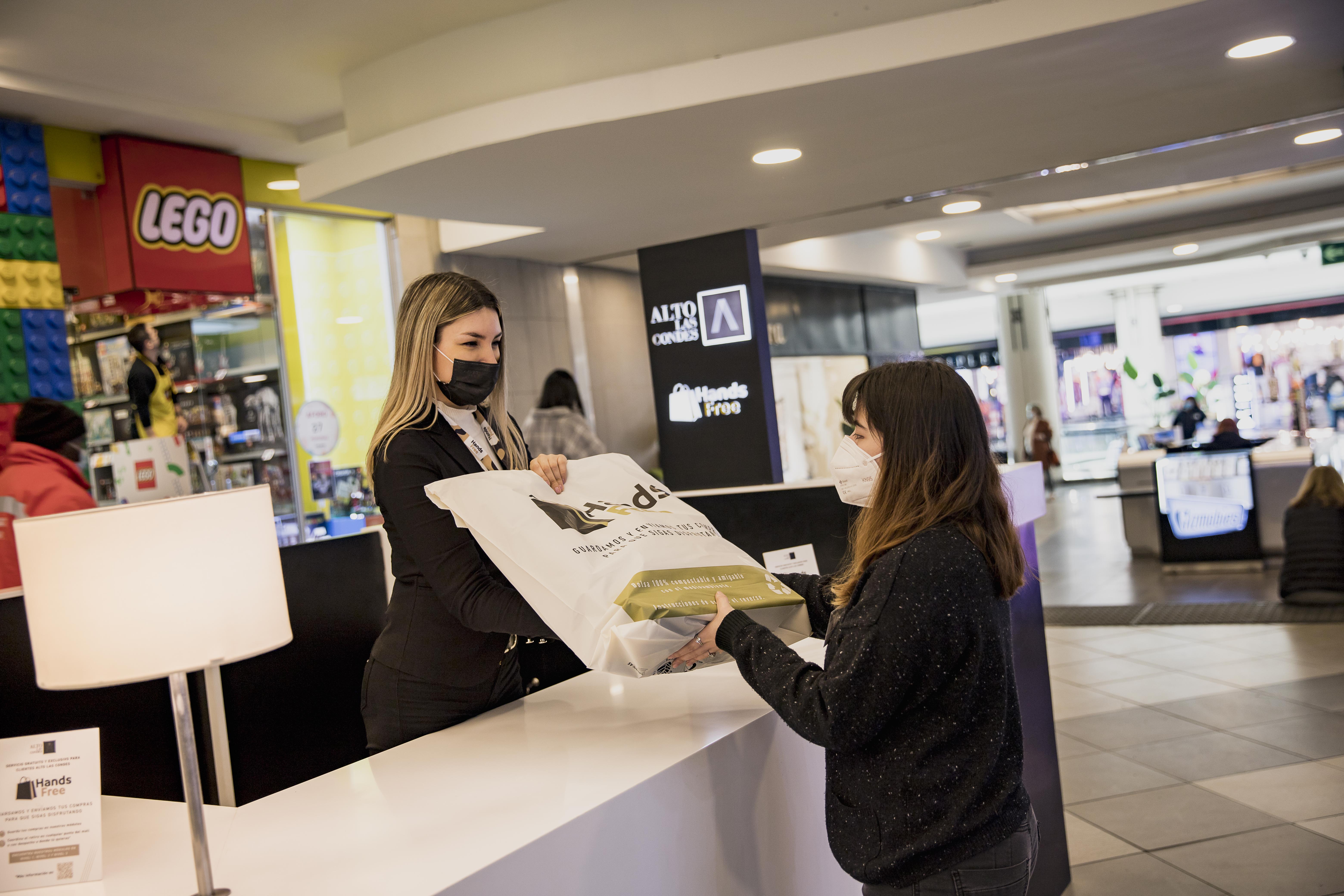 “Hands Free”: El  innovador servicio de entrega y retiro de compras de mall Alto las Condes