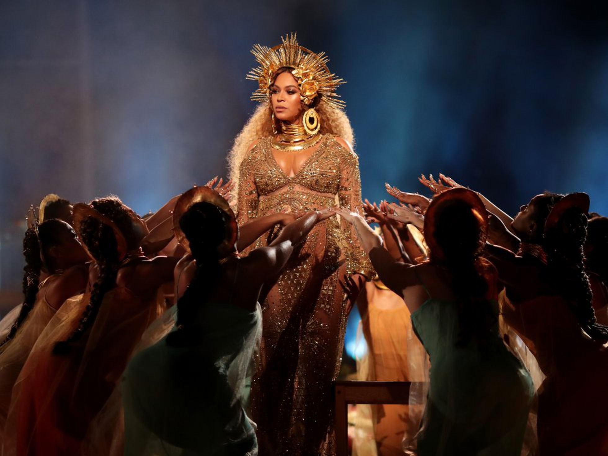 Beyoncé elimina una canción de su álbum por las críticas que recibió