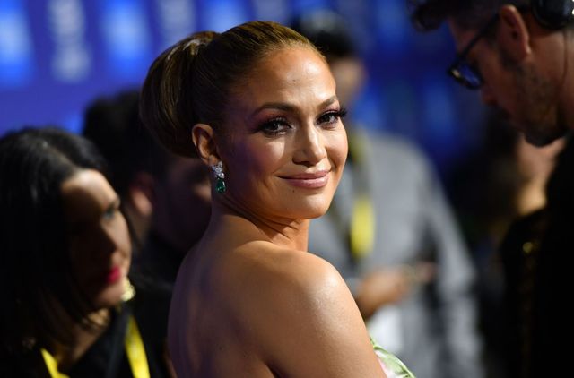 Todo sobre el vestido de novia de Jennifer Lopez
