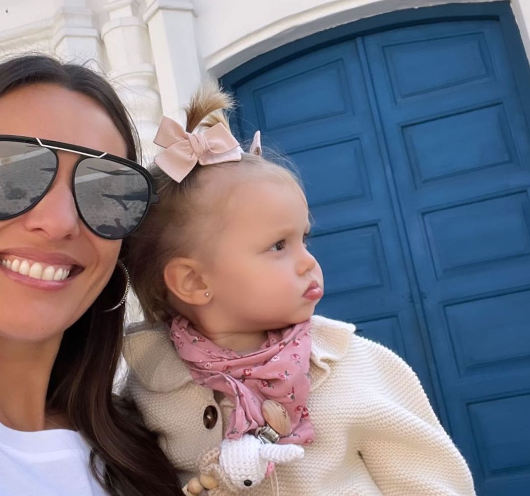 La hija de Pampita sigue los pasos de mamá ¡Es toda una mini modelo!