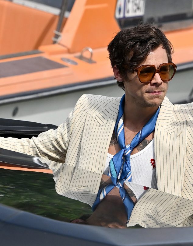El paso de Harry Styles por el Festival de Cine de Venecia en 3 looks