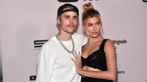 Hailey Bieber revela que habló con Selena Gómez después de casarse con Justin Bieber