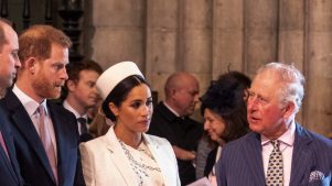 Meghan Markle pidió una reunión con el rey Carlos III para “aclarar las cosas”