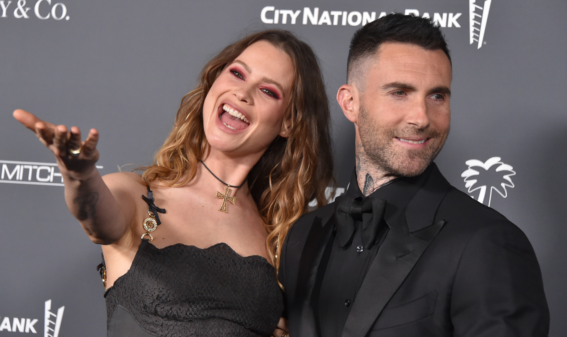 La historia de la infidelidad de Adam Levine de Maroon 5 a su mujer embarazada