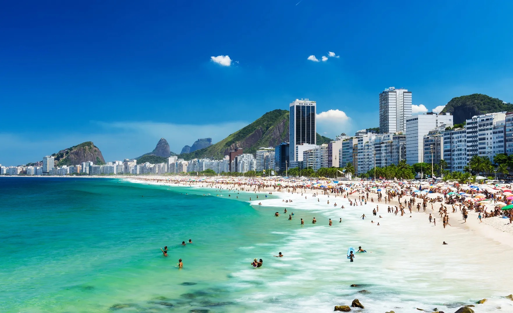 JetSMART se prepara para la temporada alta y abre nuevas rutas directas a Brasil