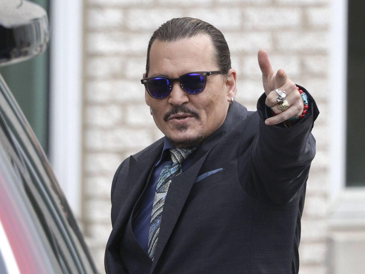 Johnny Depp está saliendo con su abogada tras el juicio (y no es Camille)
