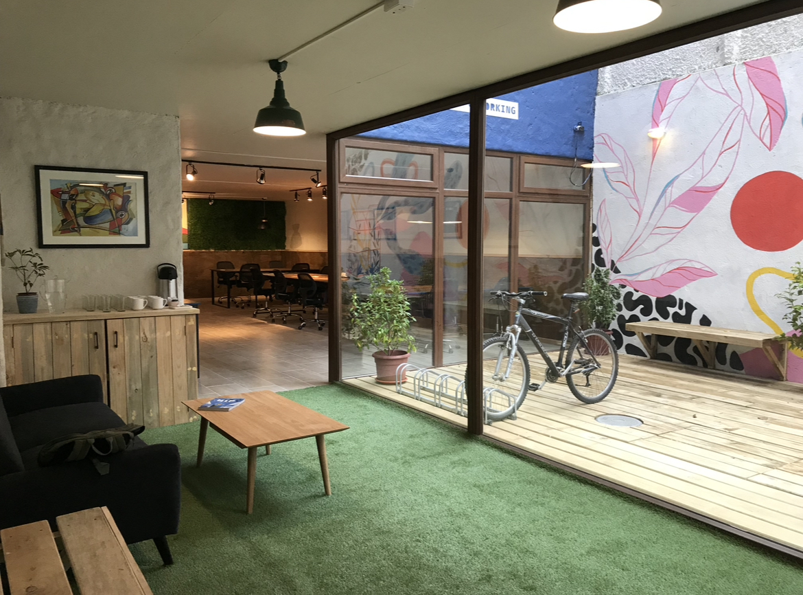 ¡Cowork en Puerto Varas con vista al lago!
