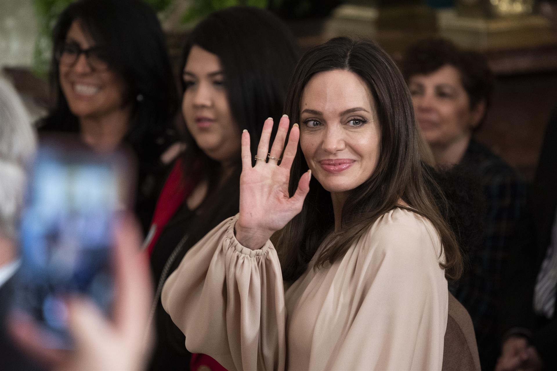 Pablo Larraín ficha a Angelina Jolie para encarnar a María Callas